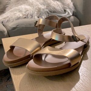 universal thread rose gold sandals